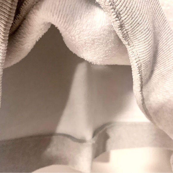 SUNDAY BEST Grey Crewneck Sweatshirt- Women’s Size Medium - Picture 3 of 4